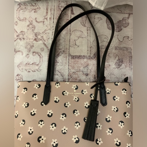 Kate Spade Beige & Black Floral Jana Leather Tote - Picture 5 of 15